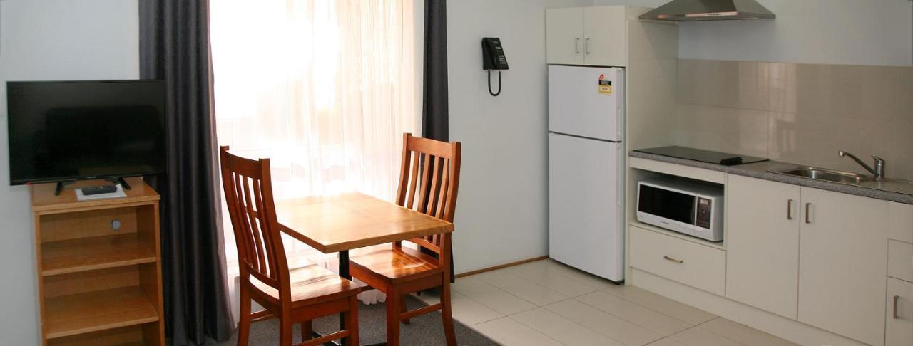 Footscray Motor Inn And Serviced Apartments Melbourne Esterno foto